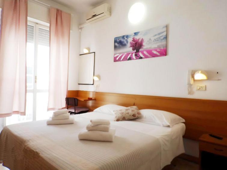 Hotel Graziella Mare Rimini Esterno foto